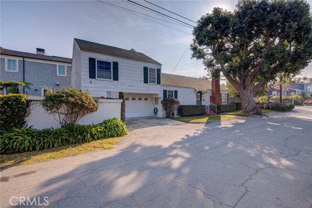 2600 Flournoy Road, Manhattan Beach, California 90266, 4 Bedrooms Bedrooms, ,3 BathroomsBathrooms,Residential,Sold,Flournoy,SB20013855