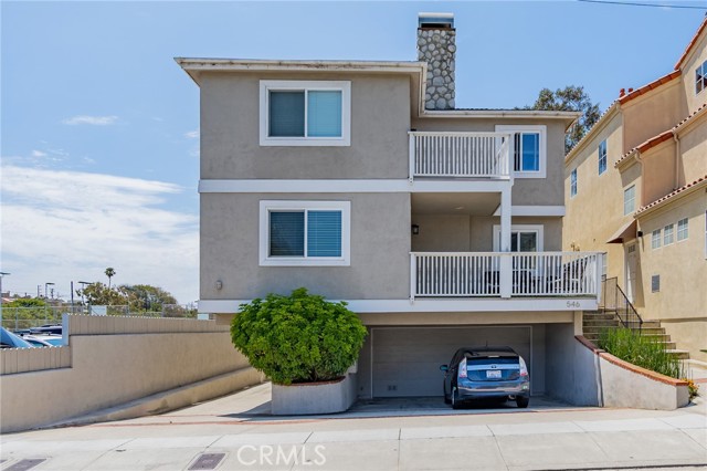 546 11th Street, Hermosa Beach, California 90254, 2 Bedrooms Bedrooms, ,2 BathroomsBathrooms,Residential,Sold,11th,SB21024261