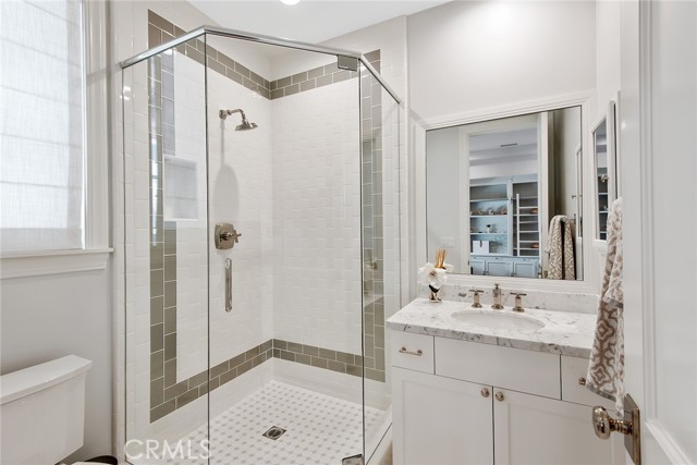 2201 Oak Avenue, Manhattan Beach, California 90266, 5 Bedrooms Bedrooms, ,5 BathroomsBathrooms,Residential,Sold,Oak,SB21126530