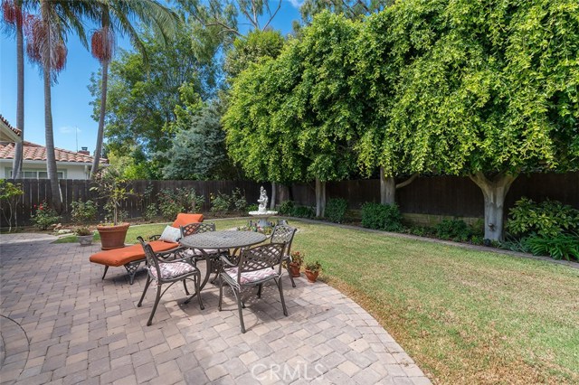 2233 Via Fernandez, Palos Verdes Estates, California 90274, 3 Bedrooms Bedrooms, ,1 BathroomBathrooms,Residential,Sold,Via Fernandez,SB17187137