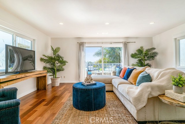 1630 Wollacott Street, Redondo Beach, California 90278, 3 Bedrooms Bedrooms, ,2 BathroomsBathrooms,Residential,Sold,Wollacott,SB19223418