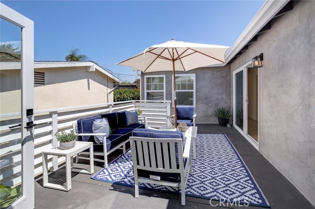 3528 Maple Avenue, Manhattan Beach, California 90266, 3 Bedrooms Bedrooms, ,2 BathroomsBathrooms,Residential,Sold,Maple,SB18217502