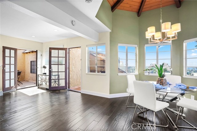 506 Helberta Avenue, Redondo Beach, California 90277, 2 Bedrooms Bedrooms, ,2 BathroomsBathrooms,Residential,Sold,Helberta,OC19228546