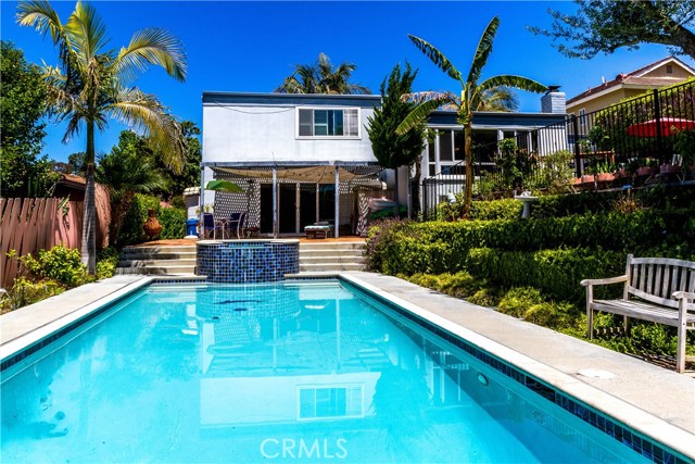 5672 Sunmist Drive, Rancho Palos Verdes, California 90275, 4 Bedrooms Bedrooms, ,3 BathroomsBathrooms,Residential,Sold,Sunmist,SB17111402