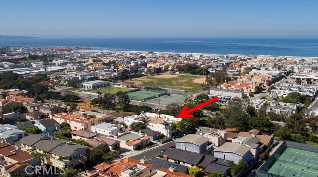 612 11th Street, Hermosa Beach, California 90254, 3 Bedrooms Bedrooms, ,3 BathroomsBathrooms,Residential,Sold,11th,PV17095598