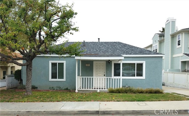 1551 5th Street, Manhattan Beach, California 90266, 3 Bedrooms Bedrooms, ,2 BathroomsBathrooms,Residential,Sold,5th,IN20204408