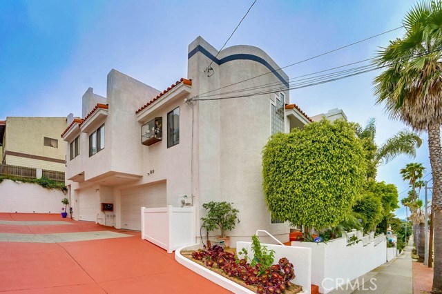 710 Beryl Street, Redondo Beach, California 90277, 3 Bedrooms Bedrooms, ,3 BathroomsBathrooms,Residential,Sold,Beryl,SB20099707