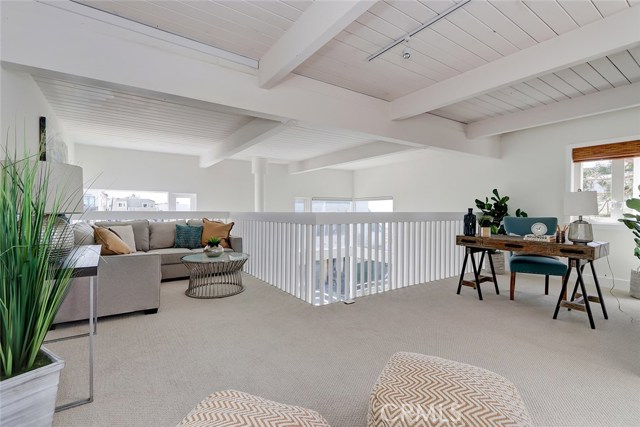 323 29th Street, Manhattan Beach, California 90266, 4 Bedrooms Bedrooms, ,3 BathroomsBathrooms,Residential,Sold,29th,SB19246067