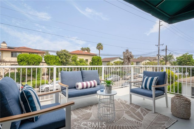 2100 Vanderbilt Lane, Redondo Beach, California 90278, 3 Bedrooms Bedrooms, ,2 BathroomsBathrooms,Residential,Sold,Vanderbilt,SB20174420