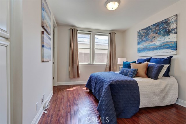 1601 19th Street, Manhattan Beach, California 90266, 4 Bedrooms Bedrooms, ,3 BathroomsBathrooms,Residential,Sold,19th,SB19095316