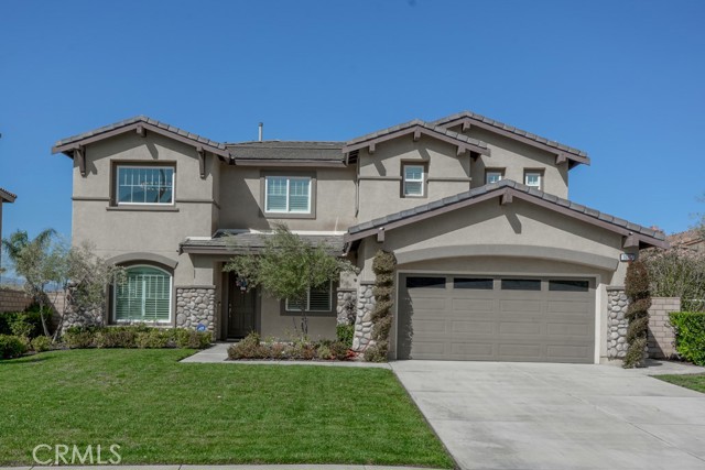 Detail Gallery Image 1 of 1 For 16267 Village Meadow Dr, Riverside,  CA 92503 - 4 Beds | 3/1 Baths