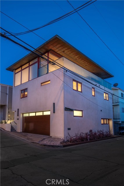 3904 Ocean Drive, Manhattan Beach, California 90266, 4 Bedrooms Bedrooms, ,3 BathroomsBathrooms,Residential,Sold,Ocean,SB19098317