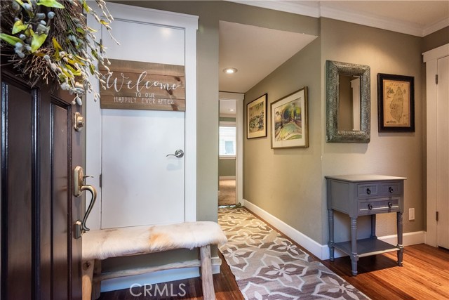 211 Helberta Avenue, Redondo Beach, California 90277, 2 Bedrooms Bedrooms, ,2 BathroomsBathrooms,Residential,Sold,Helberta,SB19015019