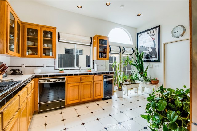 214 Avenue H, Redondo Beach, California 90277, 3 Bedrooms Bedrooms, ,2 BathroomsBathrooms,Residential,Sold,Avenue H,SB17200992