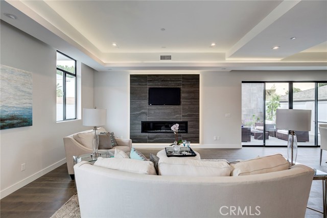 1909 Huntington Lane, Redondo Beach, California 90278, 4 Bedrooms Bedrooms, ,3 BathroomsBathrooms,Residential,Sold,Huntington,PV18234490