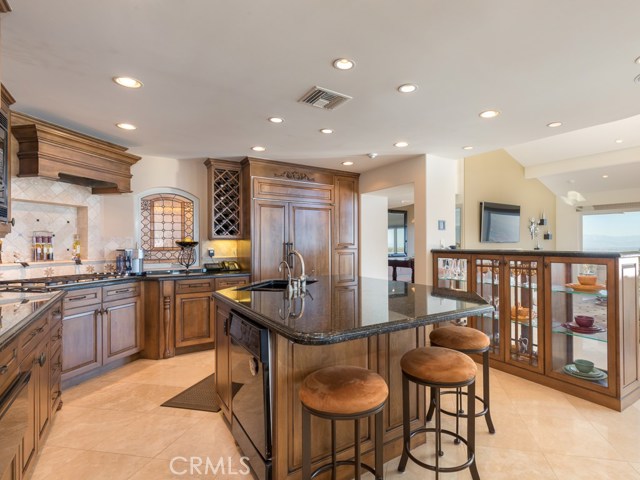 3276 Crownview Drive, Rancho Palos Verdes, California 90275, 4 Bedrooms Bedrooms, ,4 BathroomsBathrooms,Residential,Sold,Crownview,PV19046199