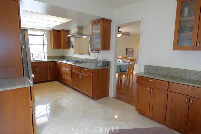 2115 Farrell Avenue, Redondo Beach, California 90278, 3 Bedrooms Bedrooms, ,1 BathroomBathrooms,Residential,Sold,Farrell,SB18148131