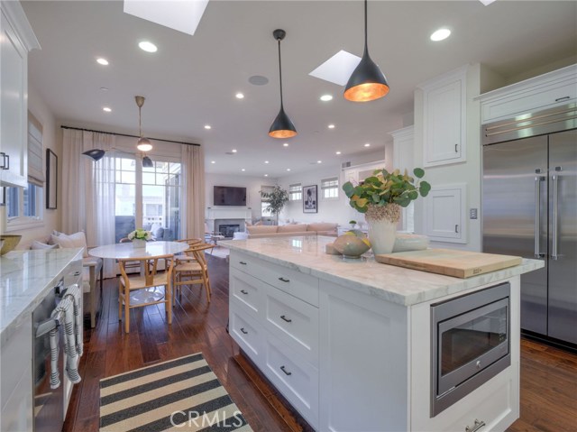 432 23rd Street, Manhattan Beach, California 90266, 3 Bedrooms Bedrooms, ,3 BathroomsBathrooms,Residential,Sold,23rd,SB20013971