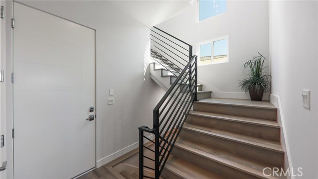 1702 Carlson Lane, Redondo Beach, California 90278, 3 Bedrooms Bedrooms, ,3 BathroomsBathrooms,Residential,Sold,Carlson,PV20186639