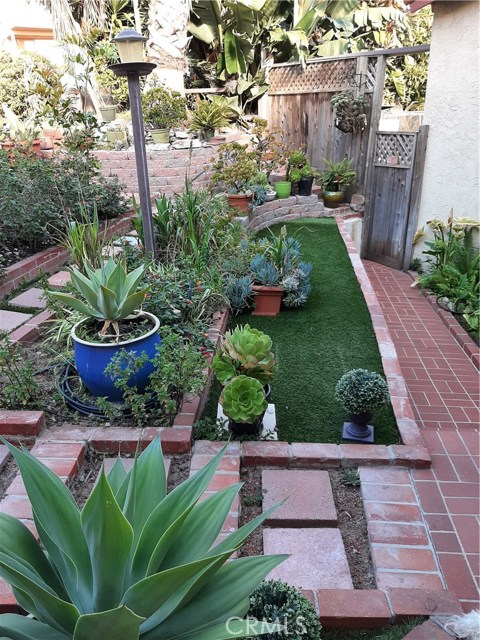 1038 5th Street, Hermosa Beach, California 90254, 3 Bedrooms Bedrooms, ,2 BathroomsBathrooms,Residential,Sold,5th,SB19172590