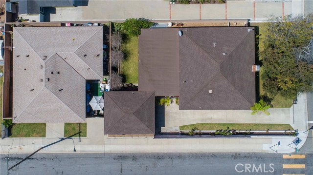 807 Lilienthal Lane, Redondo Beach, California 90278, 7 Bedrooms Bedrooms, ,4 BathroomsBathrooms,Residential,Sold,Lilienthal,SW19214805