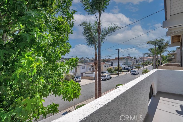 1645 Carlson Lane, Redondo Beach, California 90278, 3 Bedrooms Bedrooms, ,2 BathroomsBathrooms,Residential,Sold,Carlson,SB21151347