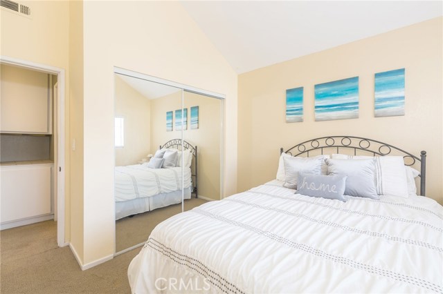 121 Lucia Avenue, Redondo Beach, California 90277, 3 Bedrooms Bedrooms, ,3 BathroomsBathrooms,Residential,Sold,Lucia,SB18013096