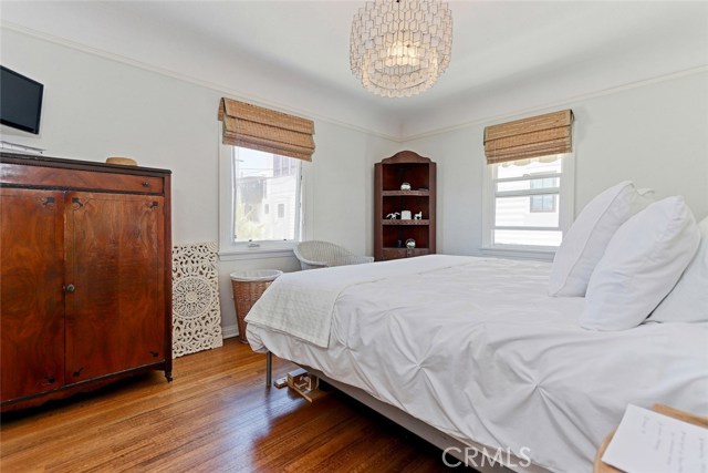 2722 Hermosa Avenue, Hermosa Beach, California 90254, 4 Bedrooms Bedrooms, ,2 BathroomsBathrooms,Residential,Sold,Hermosa,SB17280753