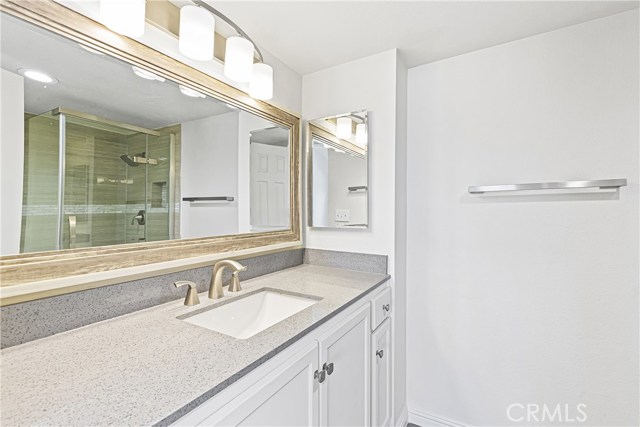 1908 Vanderbilt Ln, Redondo Beach, California 90278, 2 Bedrooms Bedrooms, ,3 BathroomsBathrooms,Residential,Sold,Vanderbilt Ln,OC20004303