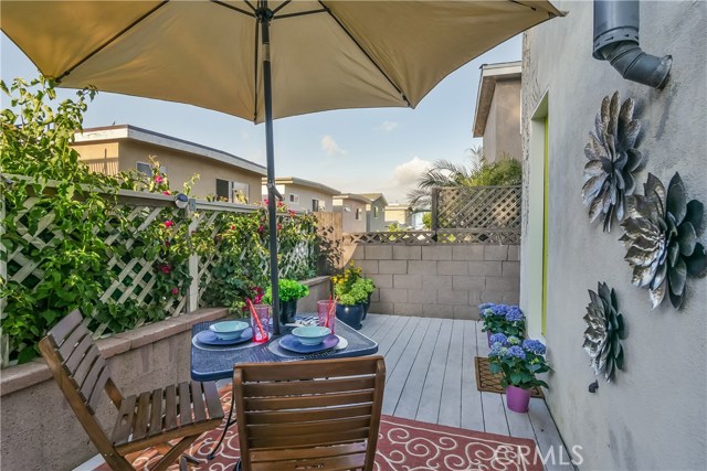 1619 Lomax Lane, Redondo Beach, California 90278, 3 Bedrooms Bedrooms, ,1 BathroomBathrooms,Residential,Sold,Lomax,PV19059758