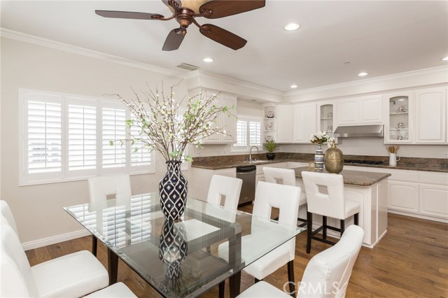 2515 Voorhees Avenue, Redondo Beach, California 90278, 4 Bedrooms Bedrooms, ,4 BathroomsBathrooms,Residential,Sold,Voorhees,SB18062969