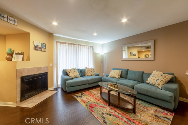 Detail Gallery Image 1 of 1 For 7312 Quill Dr #18,  Downey,  CA 90242 - 2 Beds | 1 Baths