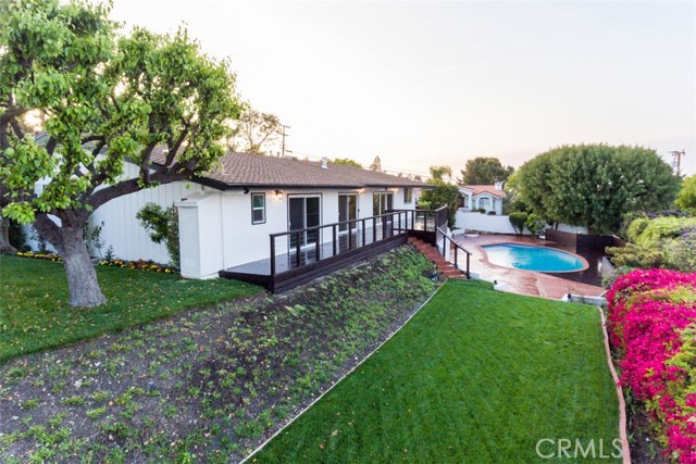 70 Rockinghorse Road, Rancho Palos Verdes, California 90275, 4 Bedrooms Bedrooms, ,3 BathroomsBathrooms,Residential,Sold,Rockinghorse,NP18103625