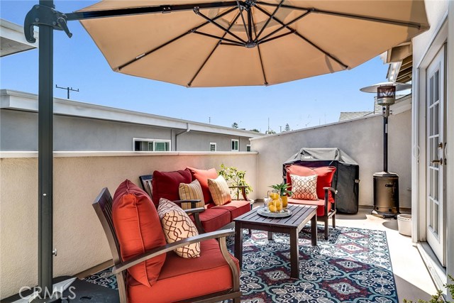 2007 Carnegie Lane, Redondo Beach, California 90278, 3 Bedrooms Bedrooms, ,2 BathroomsBathrooms,Residential,Sold,Carnegie,SB19187056