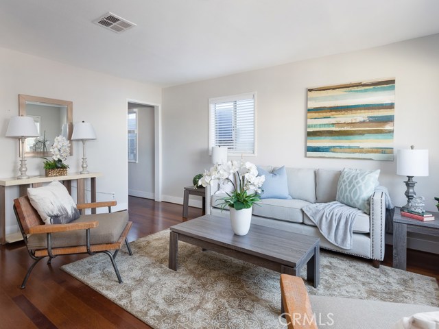 1204 11th Place, Hermosa Beach, California 90254, 3 Bedrooms Bedrooms, ,2 BathroomsBathrooms,Residential,Sold,11th,SB20162498