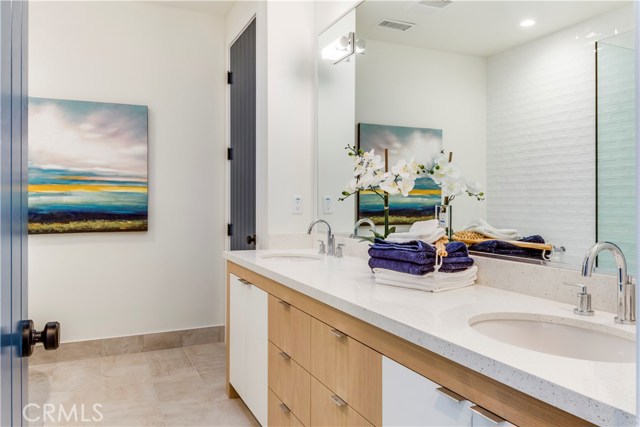 2310 Carnegie Lane, Redondo Beach, California 90278, 4 Bedrooms Bedrooms, ,3 BathroomsBathrooms,Residential,Sold,Carnegie Lane,SB19016903