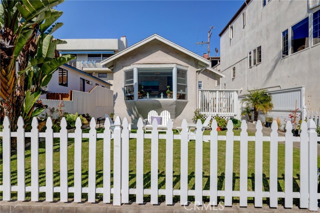 2813 Vista Drive, Manhattan Beach, California 90266, 4 Bedrooms Bedrooms, ,3 BathroomsBathrooms,Residential,Sold,Vista,SB20119545