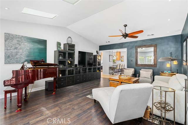 2133 Redondela Drive, Rancho Palos Verdes, California 90275, 4 Bedrooms Bedrooms, ,Residential,Sold,Redondela,PV20089972