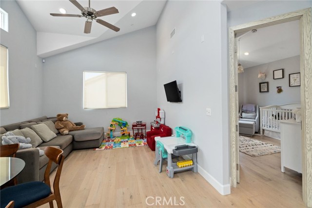 2019 Farrell Avenue, Redondo Beach, California 90278, 4 Bedrooms Bedrooms, ,4 BathroomsBathrooms,Residential,Sold,Farrell,SB20115506