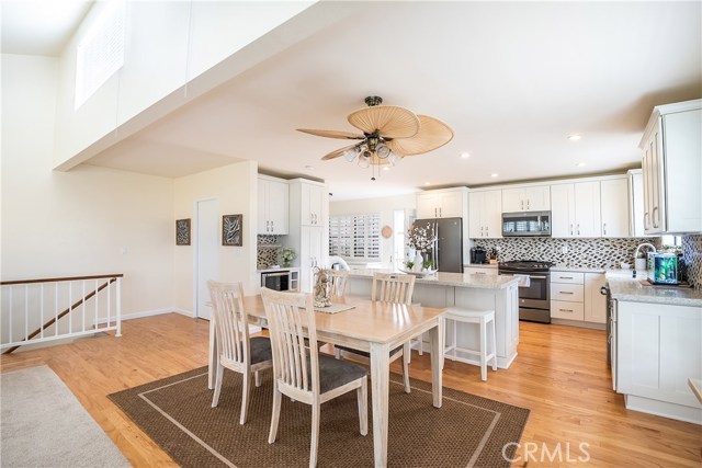 106 Guadalupe Avenue, Redondo Beach, California 90277, 3 Bedrooms Bedrooms, ,2 BathroomsBathrooms,Residential,Sold,Guadalupe,SB19193639