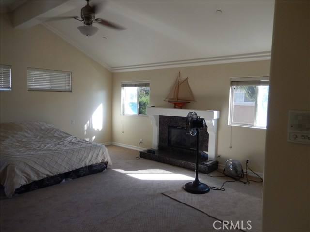 2802 Rindge Lane, Redondo Beach, California 90278, 4 Bedrooms Bedrooms, ,2 BathroomsBathrooms,Residential,Sold,Rindge,OC17263722