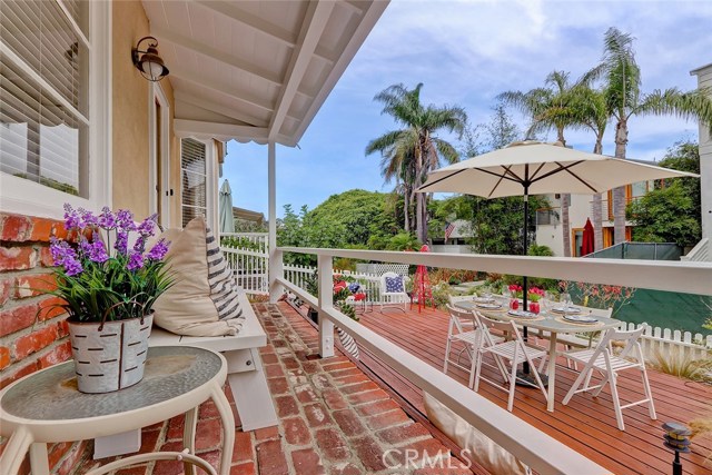 401 6th Street, Manhattan Beach, California 90266, 4 Bedrooms Bedrooms, ,2 BathroomsBathrooms,Residential,Sold,6th,SB20226539