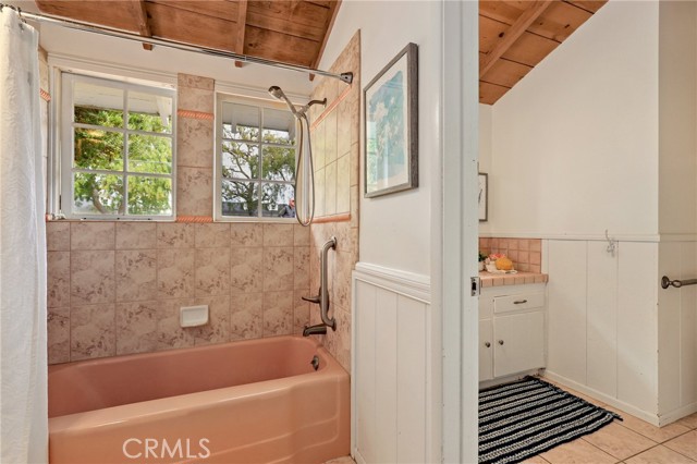 57 Strawberry Lane, Rolling Hills Estates, California 90274, 6 Bedrooms Bedrooms, ,3 BathroomsBathrooms,Residential,Sold,Strawberry,SB21051778