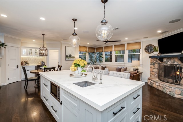 524 4th Street, Manhattan Beach, California 90266, 4 Bedrooms Bedrooms, ,2 BathroomsBathrooms,Residential,Sold,4th,SB21061545