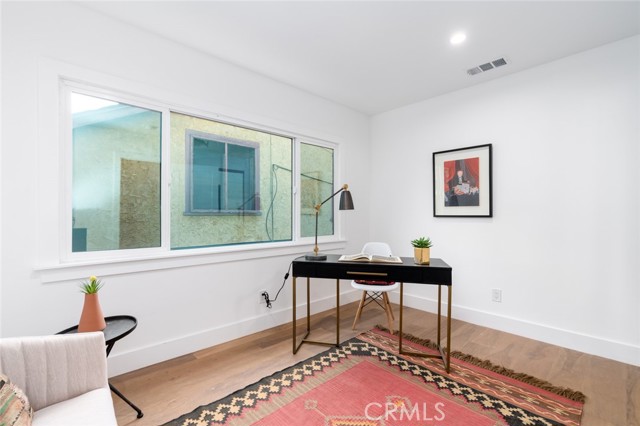 4 Bed Home for Sale in Silver Lake, California