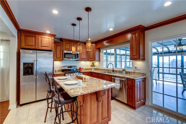 600 Faye Lane, Redondo Beach, California 90277, 5 Bedrooms Bedrooms, ,1 BathroomBathrooms,Residential,Sold,Faye,SB19183101