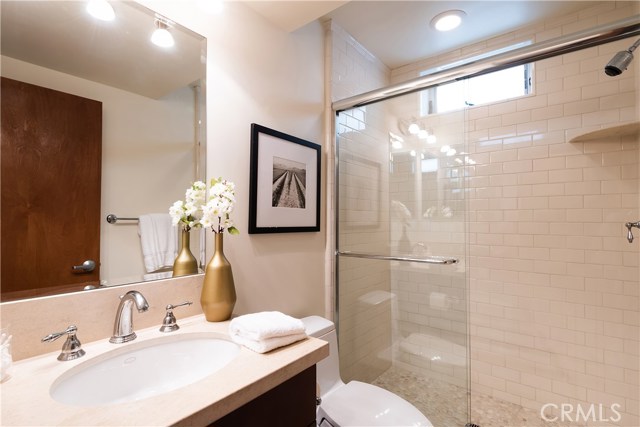 1523 Manhattan Avenue, Hermosa Beach, California 90254, 4 Bedrooms Bedrooms, ,5 BathroomsBathrooms,Residential,Sold,Manhattan,SB18207493