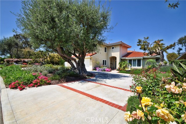 2209 Via Guadalana, Palos Verdes Estates, California 90274, 5 Bedrooms Bedrooms, ,3 BathroomsBathrooms,Residential,Sold,Via Guadalana,PV17156248