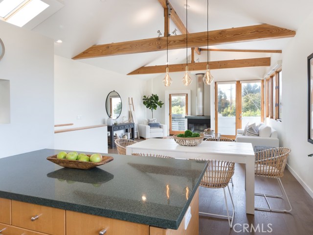 1218 Harper Ave, Redondo Beach, California 90278, 3 Bedrooms Bedrooms, ,2 BathroomsBathrooms,Residential,Sold,Harper Ave,SB20004970