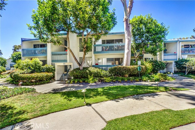 816 Camino Real, Redondo Beach, California 90277, 2 Bedrooms Bedrooms, ,1 BathroomBathrooms,Residential,Sold,Camino Real,SB17142888